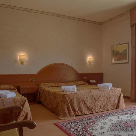 Ξενοδοχείο Columbus Sul 4*