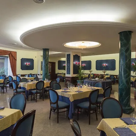 Hotel Columbus Sul 4*